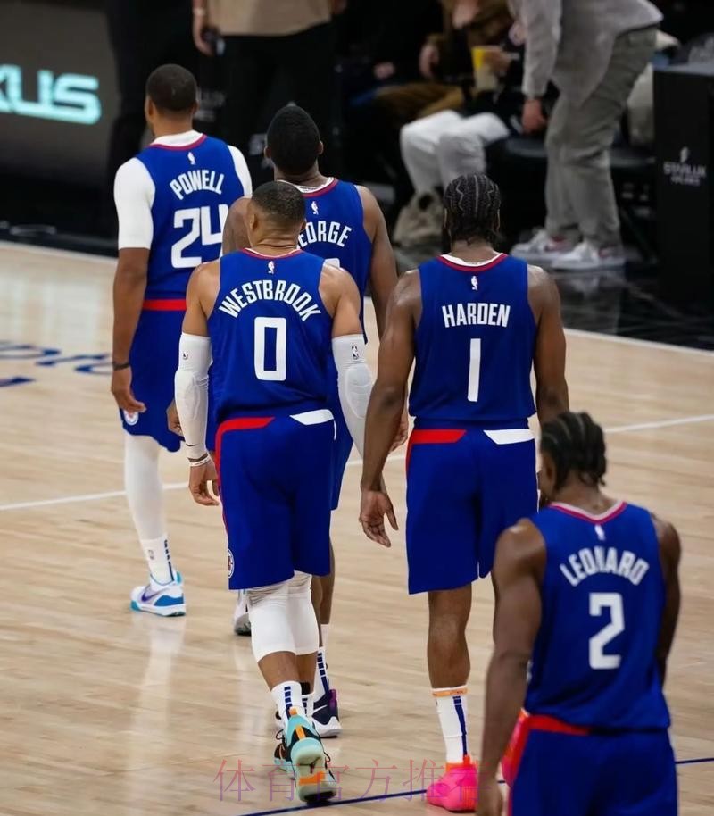 伦纳德35分哈登32+10 快船力克黄蜂豪取三连胜